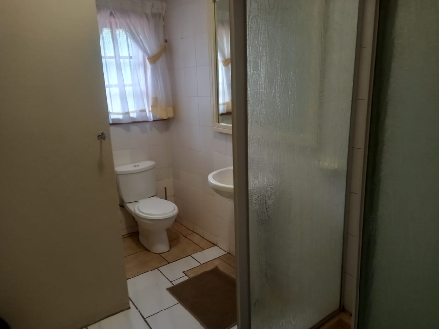 11 Bedroom Property for Sale in Ladybrand Free State